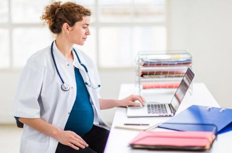 Congé maternité  pour les professionnels de santé