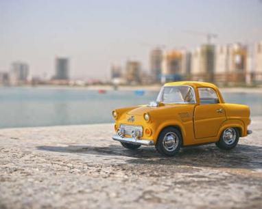 Frais de déplacement des pros de santé :  indemnités kilométriques et frais réels ?